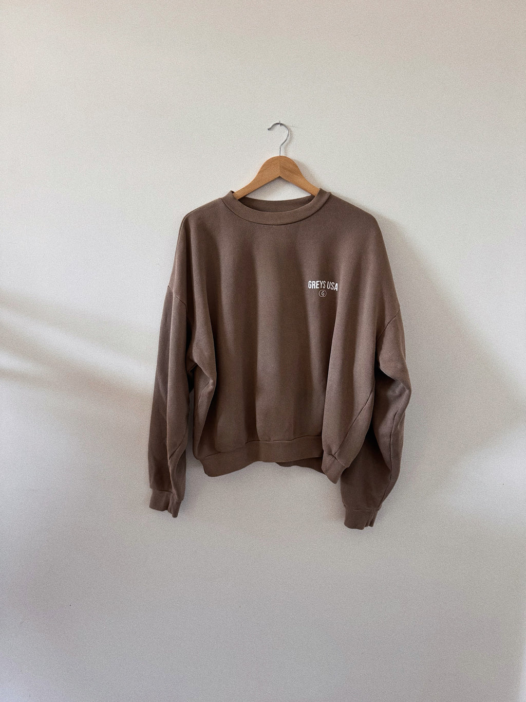 Neutral americana crewneck