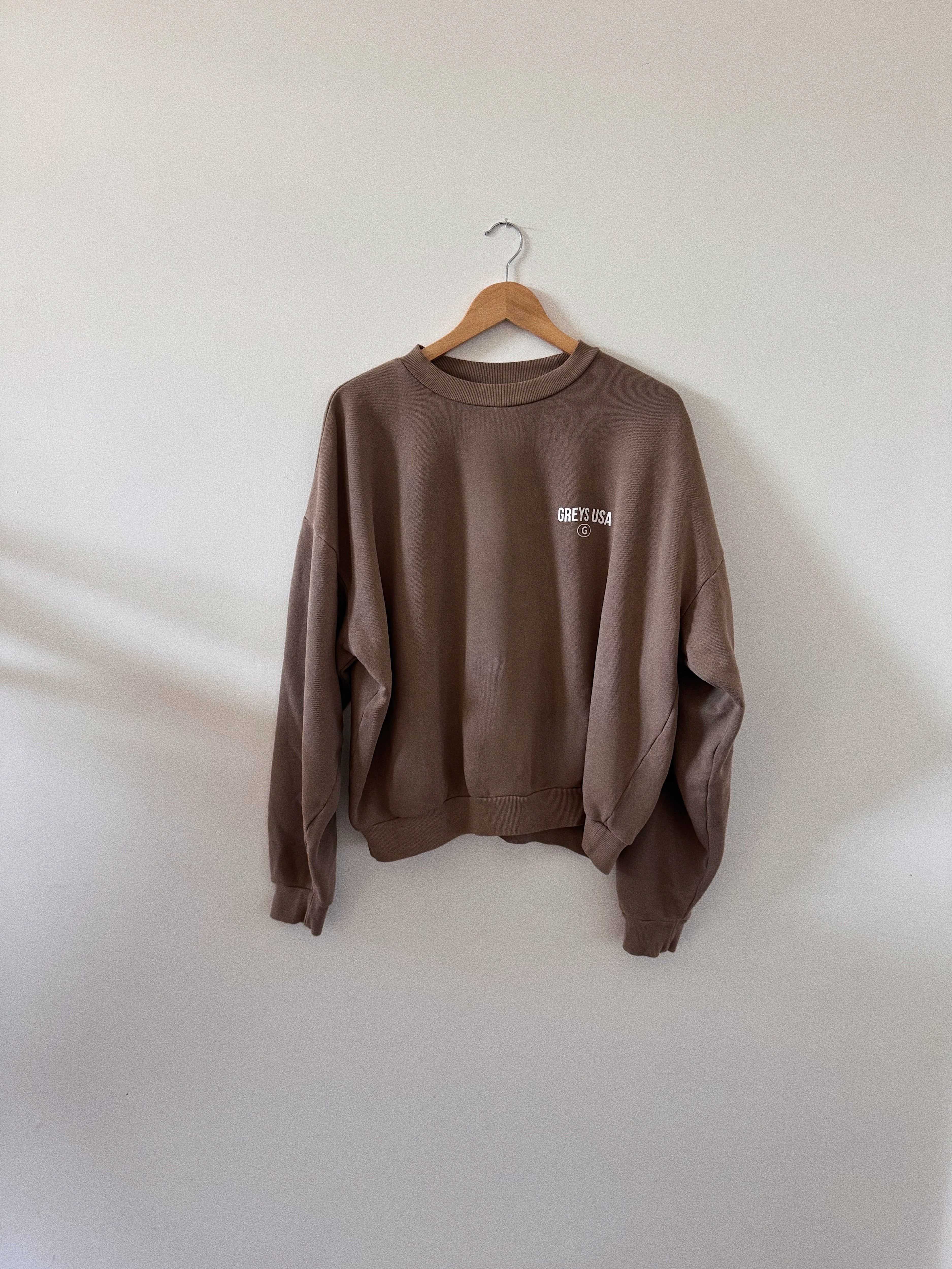 Neutral americana crewneck