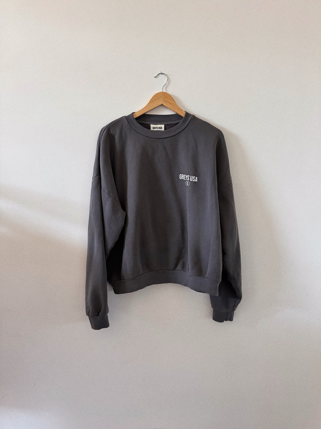 Neutral americana crewneck
