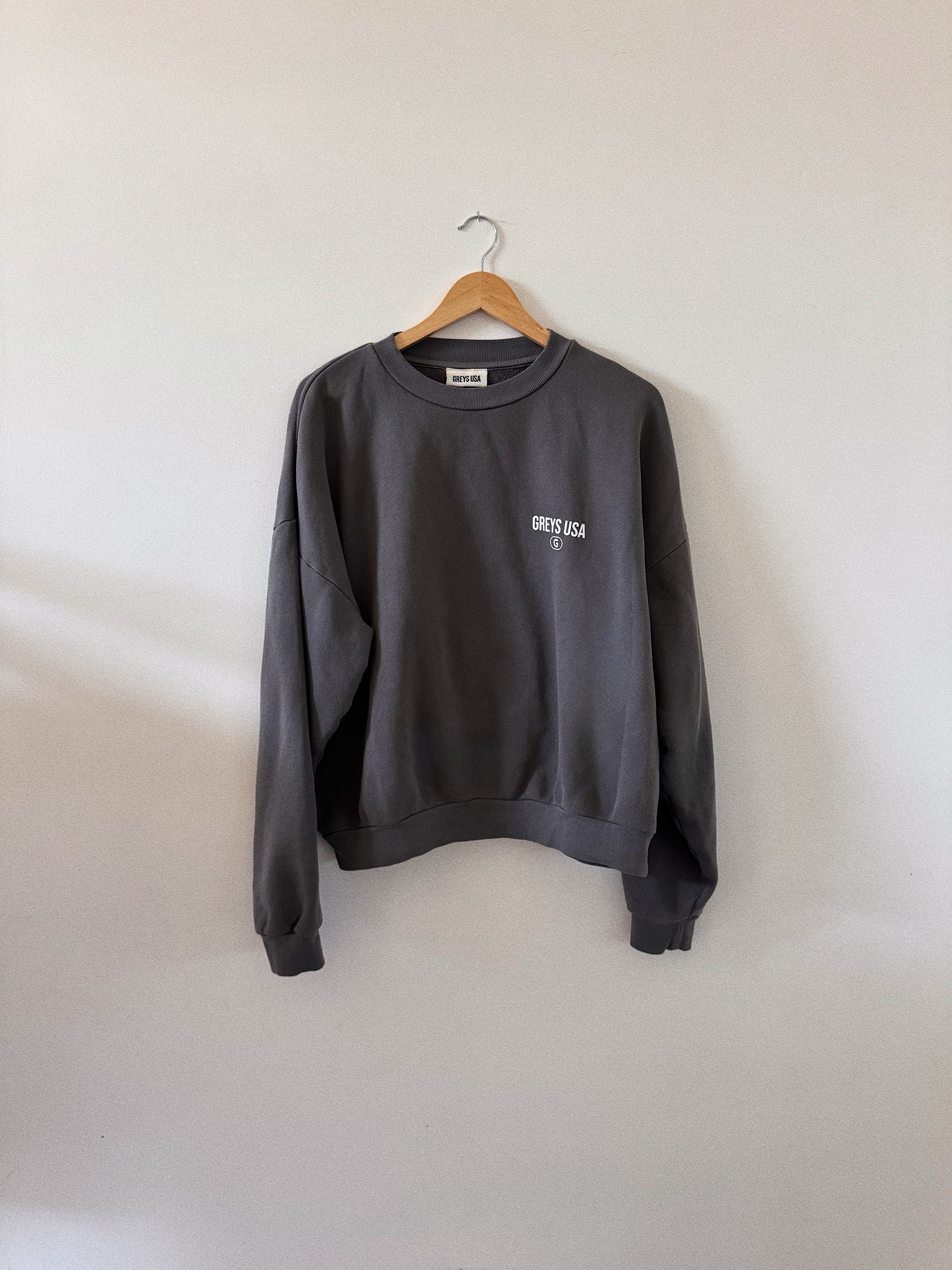 Neutral americana crewneck