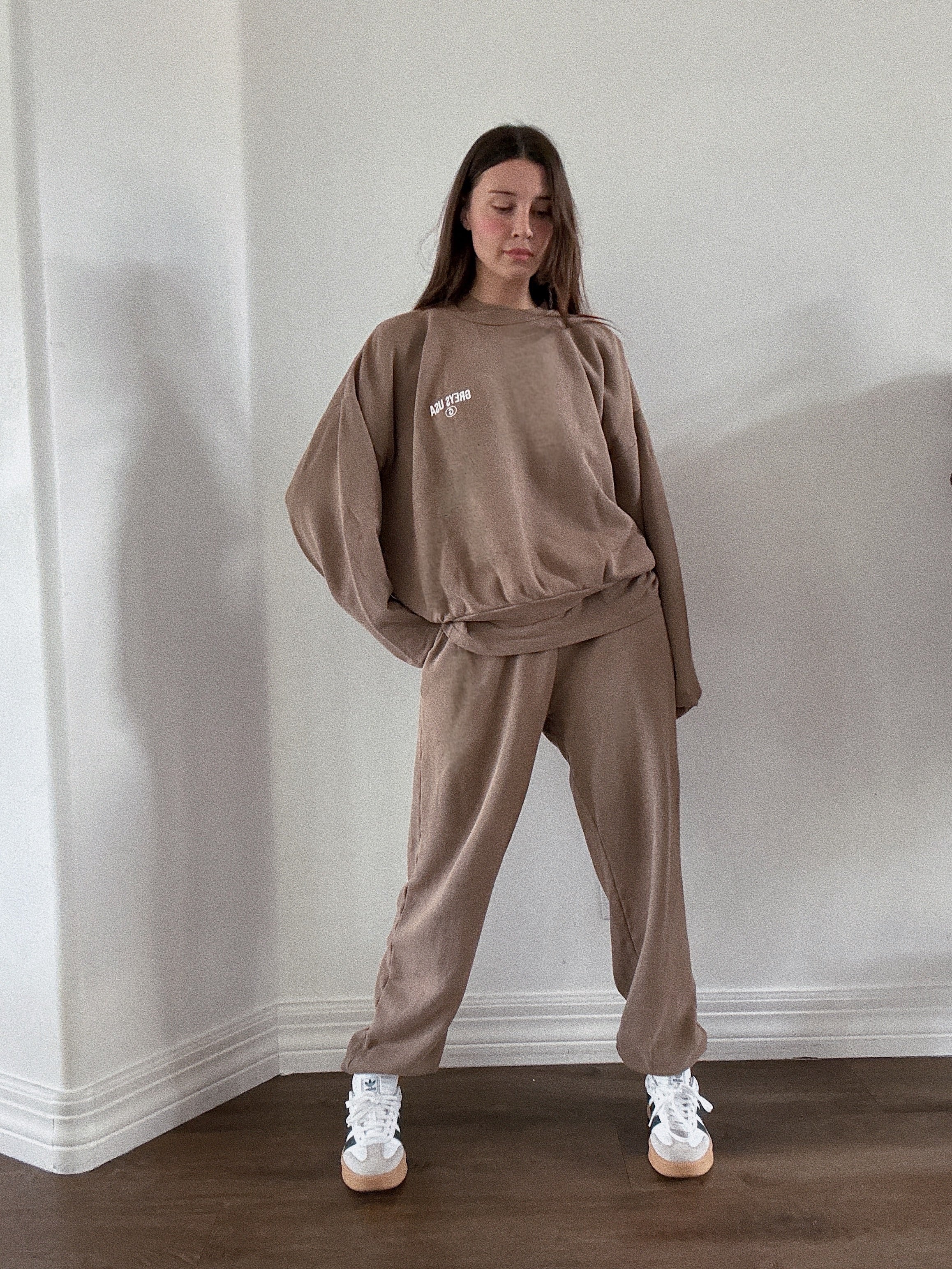 Neutral americana sweatpants
