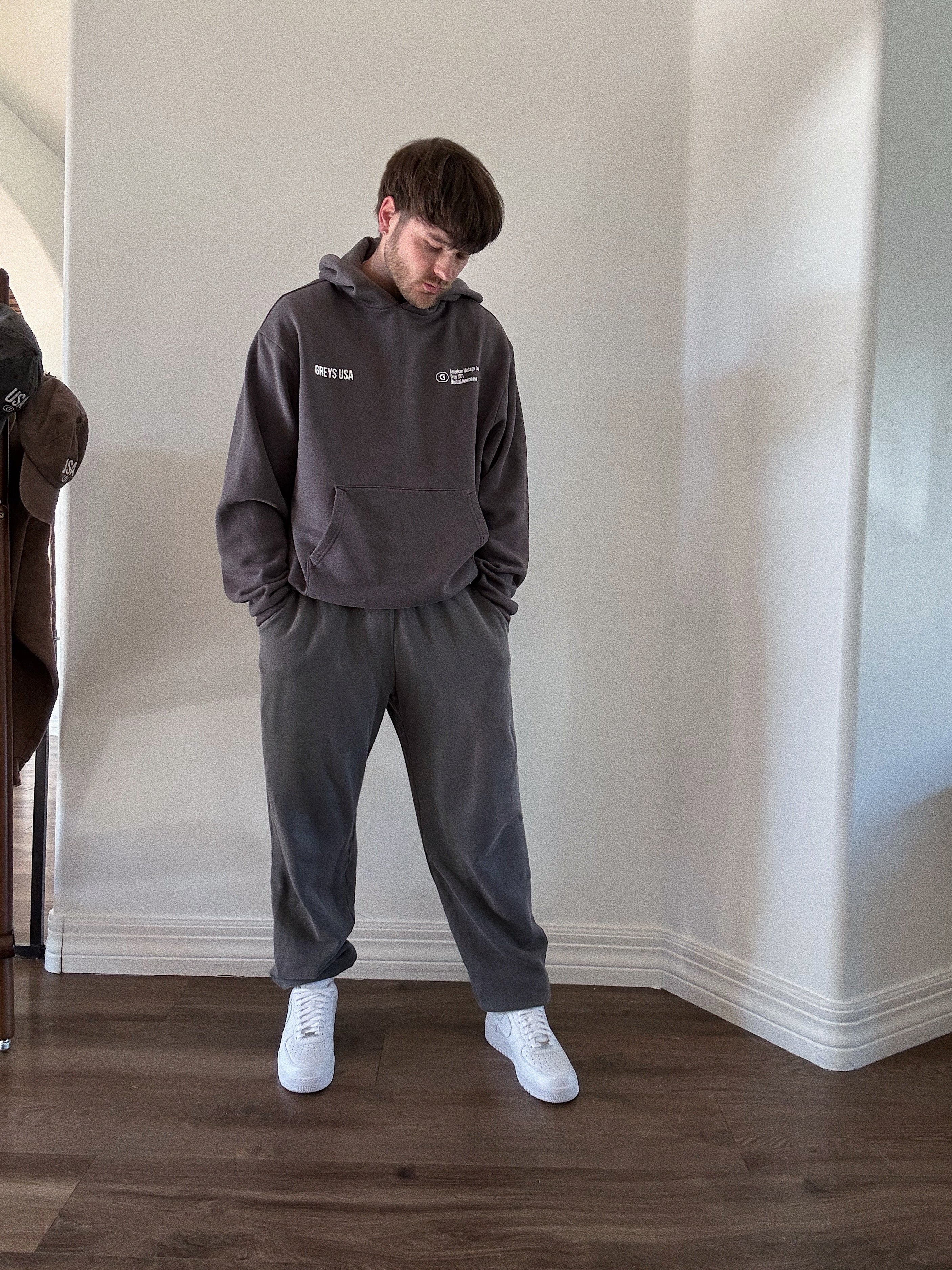 Neutral americana sweatpants